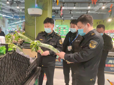 我縣多措并舉強(qiáng)化疫情防控期間食用農(nóng)產(chǎn)品市場(chǎng)監(jiān)管，筑牢安全防線